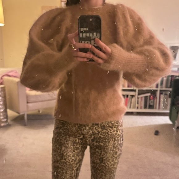 🛑sold 🛑Ulla Johnson angora puffed sleeve sweater size Small in dust rose pink - Picture 5 of 6